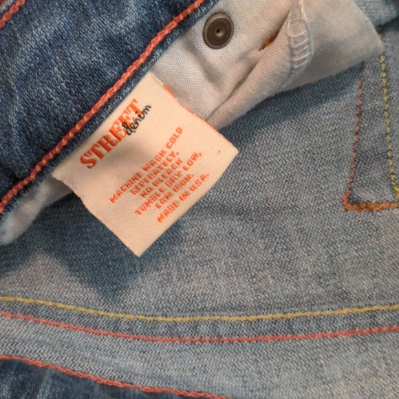 Embroidered Jeans LOVE IS ALL WE NEED! ❤️ - Picture 8 of 9